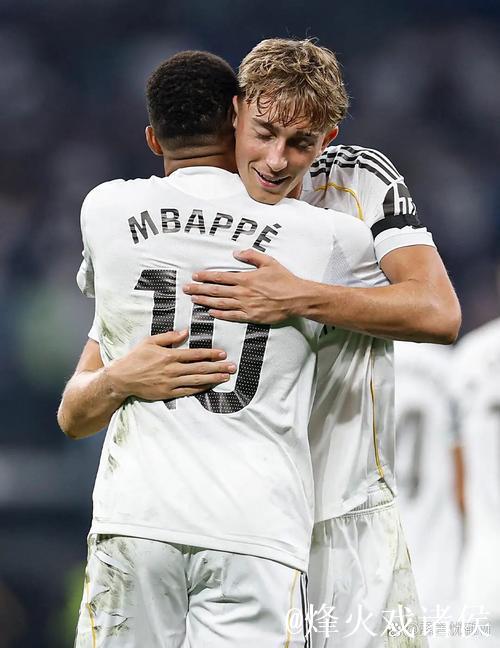 阿隆索被皇马解雇内幕曝光:权力斗争与核心球员矛盾浮出水面 阿隆索被皇马解雇内幕曝光:权力斗争与核心球员矛盾浮出水面