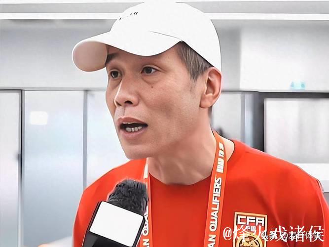 马德兴:日本12岁球员日触球3000次 中国12岁球员呢? 马德兴:日本12岁球员日触球3000次 中国12岁球员呢?